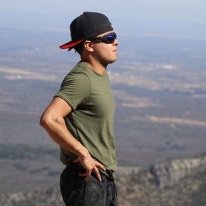 Meet your Posher, Paz